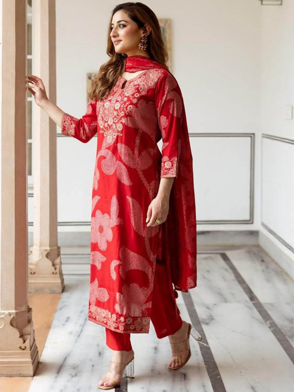 Floral Printed Thread Work Straight Kurta with Trousers & Dupatta